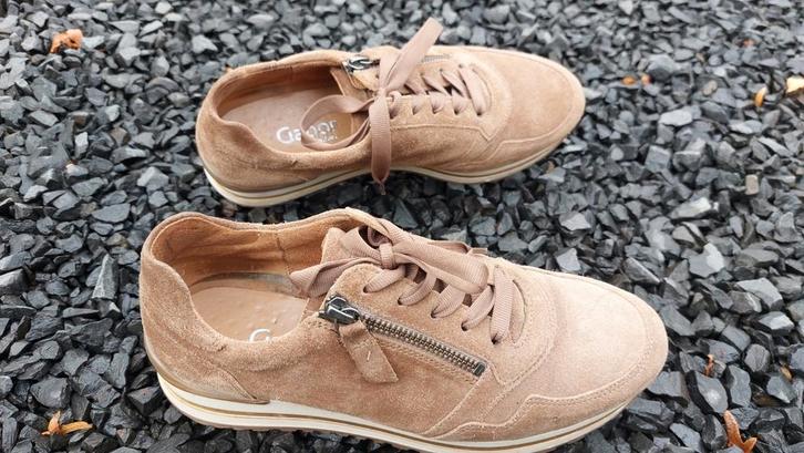 Gabor low top cognac leren  dames- sneaker maat 37 / 4 ½., Kleding | Dames, Schoenen, Nieuw, Sneakers of Gympen, Bruin, Ophalen of Verzenden