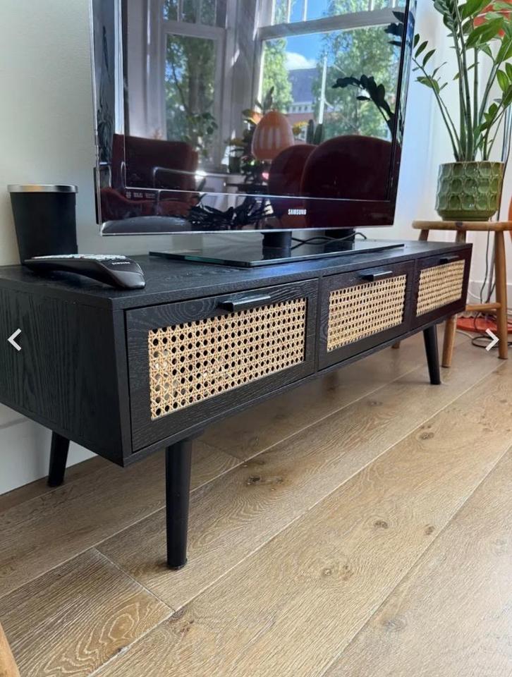 Televisiemeubel TV mebuel Pierre Jeanneret Stijl, Huis en Inrichting, Kasten | Televisiemeubels, Zo goed als nieuw, Minder dan 100 cm