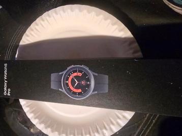 Galaxy smartwatch 5 Pro beschikbaar voor biedingen
