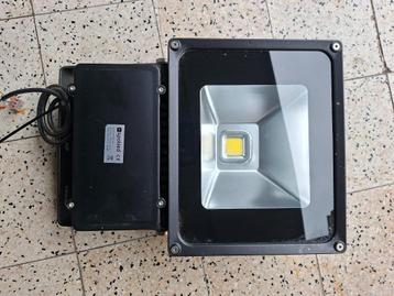 Industriele led verstraler beschikbaar voor biedingen