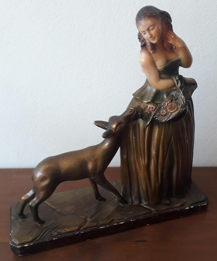 MOOI MEISJE MET LIEF HERTJE🦌ROMANTIEK💐GROOT ANTIEK BEELD, Antiek en Kunst, Kunst | Designobjecten, Ophalen