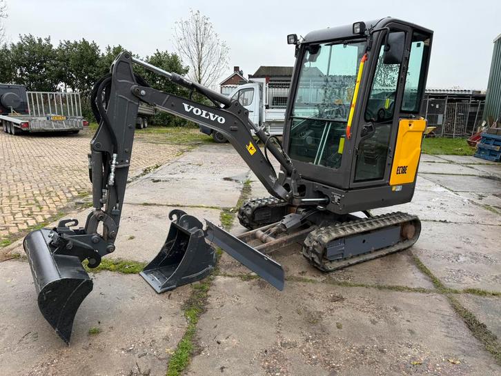 Volvo EC18E 2022 710uur 2x nieuwe bak cw05 minigraver, Zakelijke goederen, Machines en Bouw | Kranen en Graafmachines, Graafmachine