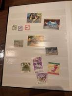 Twee albums met diverse postzegels, Ophalen of Verzenden, Nederland en Buitenland