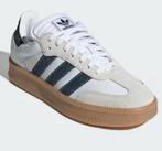 Nieuw staat Adidas Samba maat 42 wit met spijker, Kleding | Dames, Schoenen, Ophalen of Verzenden, Zo goed als nieuw, Wit, Sneakers of Gympen