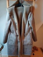 Keerbare jas Teddy of Suede look, Ophalen of Verzenden, Zo goed als nieuw, Maat 42/44 (L), Beige