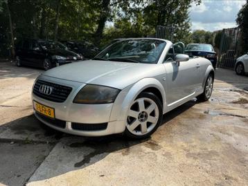 Audi TT 2000 Grijs cabrio beschikbaar voor biedingen