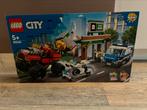 LEGO City 60245 - Politiemonstertruck overval, Kinderen en Baby's, Speelgoed | Duplo en Lego, Ophalen of Verzenden, Zo goed als nieuw