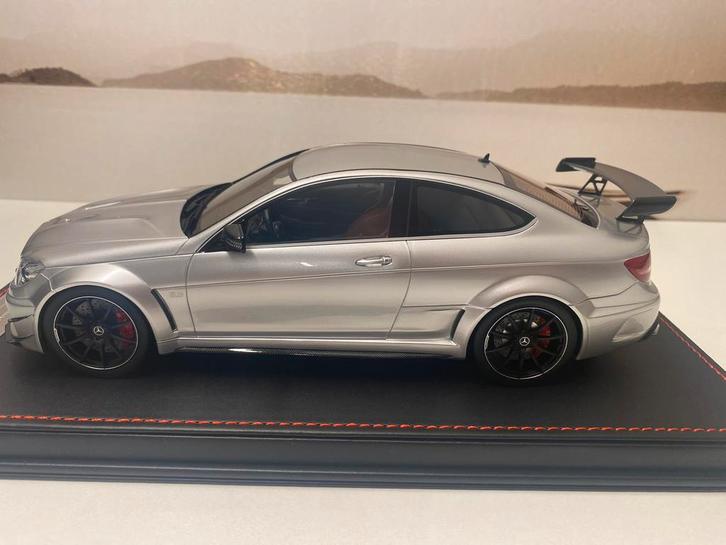 1:18 NN Nice Nuto Mercedes C63 AMG  coupé W205 Black Séries, Hobby en Vrije tijd, Modelauto's | 1:18, Nieuw, Auto, Overige merken