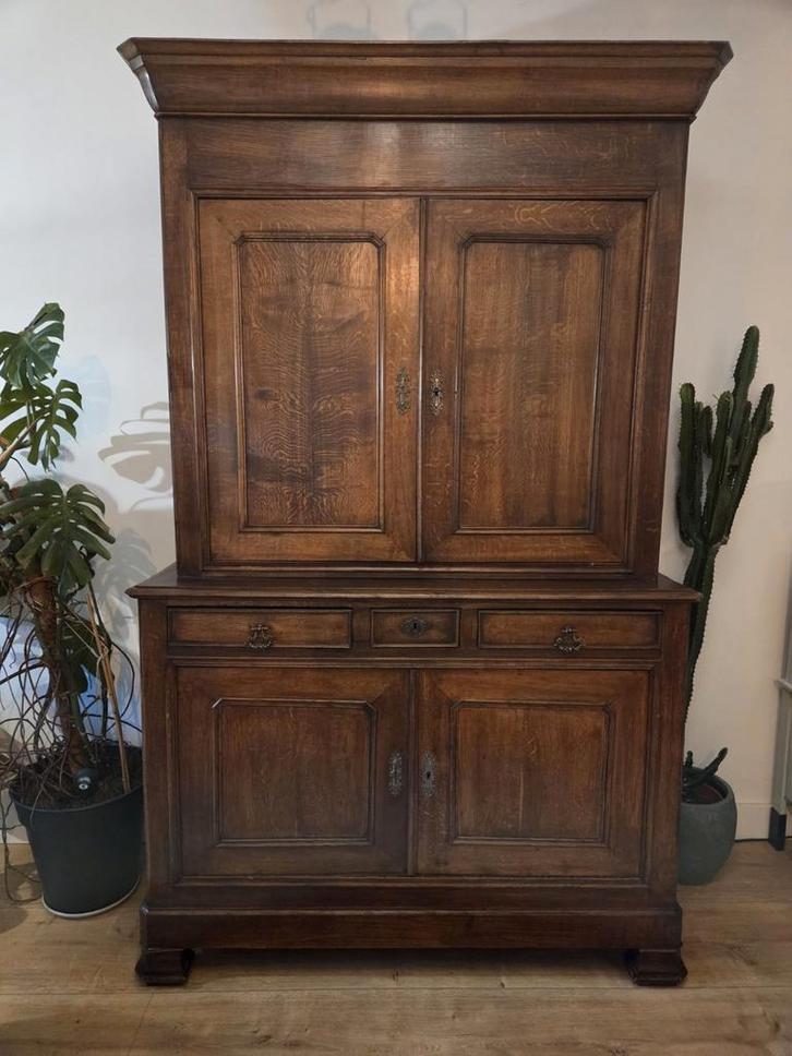 Antieke Franse kast, Antiek en Kunst, Antiek | Meubels | Kasten, Ophalen