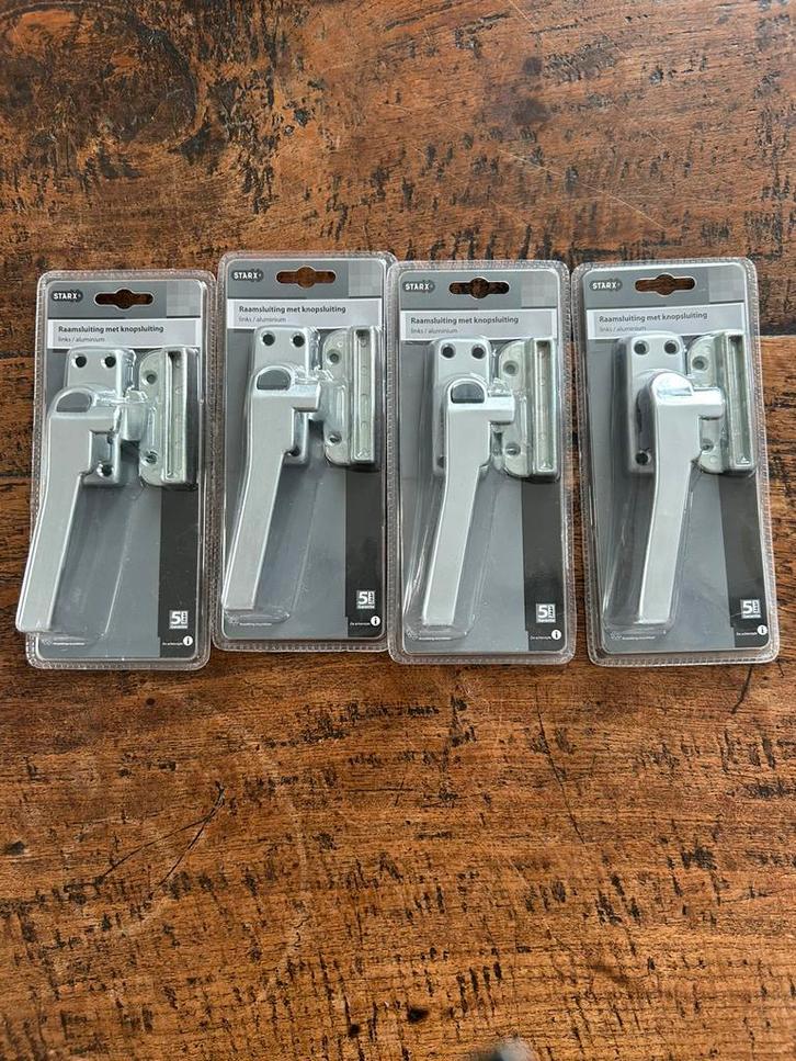 Starx Raamsluiting Links - Aluminium met Knopsluiting, Doe-het-zelf en Verbouw, Hang- en Sluitwerk, Nieuw, Schuif of Grendel, Overige materialen