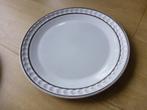Dinerbord, Ceramano W Germany., Keramiek, Ophalen of Verzenden, Zo goed als nieuw, Bord(en)