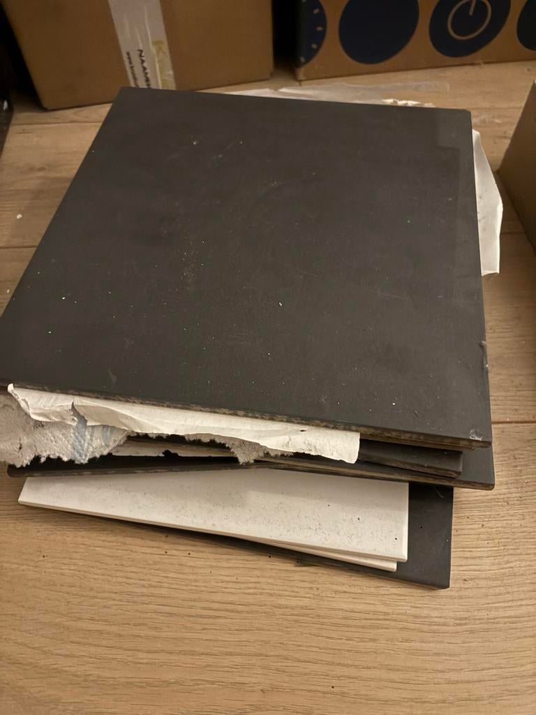 Grijze Badkamertegels - Diverse Maten, Ophalen, Gebruikt, 20 tot 40 cm, Minder dan 5 m²