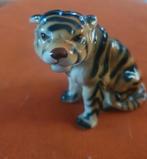 Tijger beeldje porselein  10 cm, Verzamelen, Beelden en Beeldjes, Ophalen, Zo goed als nieuw, Dier
