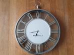 Riverdale Wandklok Luton zilver 60 x 50 x 5.5 (Z.G.A.N.), Ophalen, Zo goed als nieuw, Analoog, Wandklok