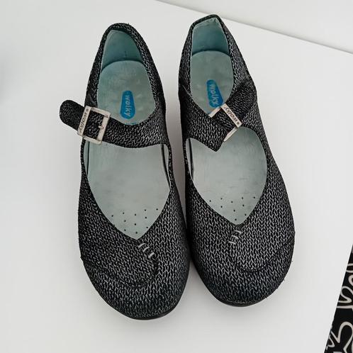 Wolky maat 40 als NIEUW, Kleding | Dames, Schoenen, Zo goed als nieuw, Sandalen of Muiltjes, Blauw, Ophalen of Verzenden