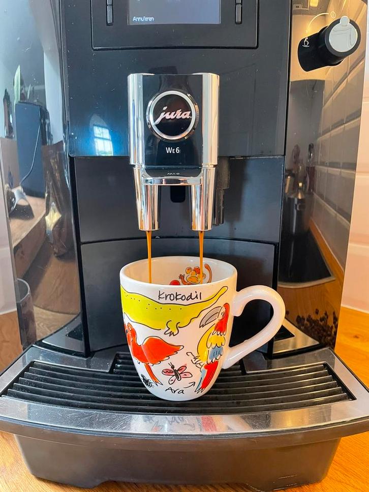 Jura E6 Grote Beurt+Nieuwe Maalschijven, Witgoed en Apparatuur, Koffiezetapparaten, Zo goed als nieuw, Koffiebonen, Koffiemachine