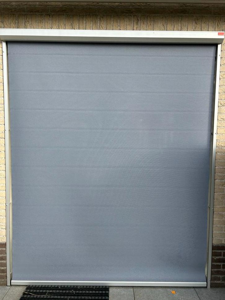 Elektrische Zonnescreen - 240/230x200cm - Ongeschonden, Doe-het-zelf en Verbouw, Rolluiken, Zo goed als nieuw, 200 cm of meer