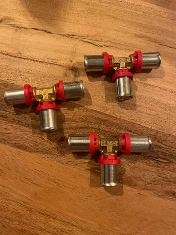 Bonfix T-stuk perskoppeling 16mm beschikbaar voor biedingen