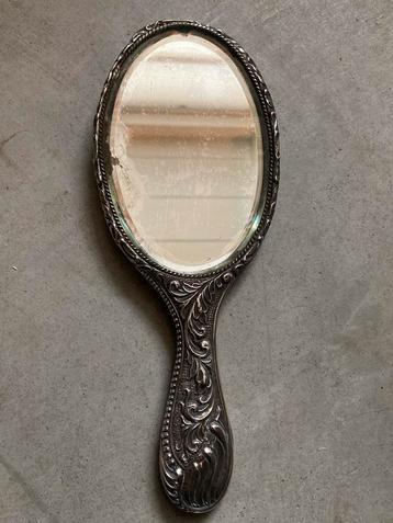 Verzilverde of zilveren handspiegel uit 1904 van Devenport beschikbaar voor biedingen