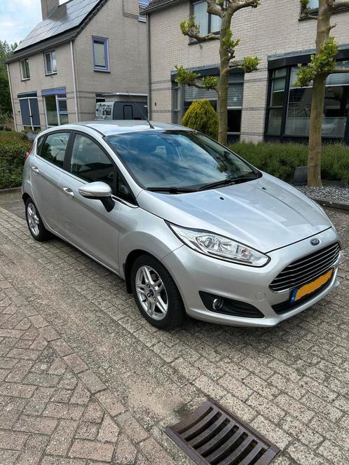 Ford Fiesta 1.0 Titanium nw distributieriem, trekhaak, Auto's, Ford, Particulier, Fiësta, Airbags, Airconditioning, Bluetooth