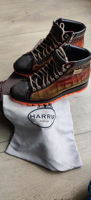 Harris schoenen. Nieuw  beschikbaar voor biedingen