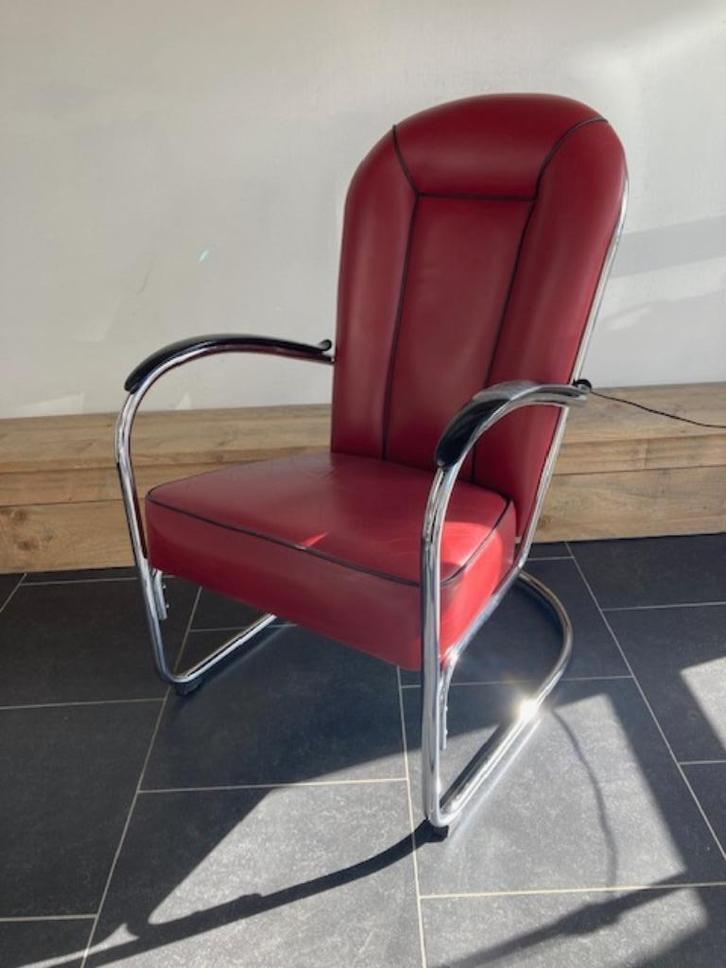 Gispen AA fauteuil in bordeaux rood leder, Huis en Inrichting, Fauteuils, Gebruikt, Leer, Metaal, 50 tot 75 cm, 75 tot 100 cm