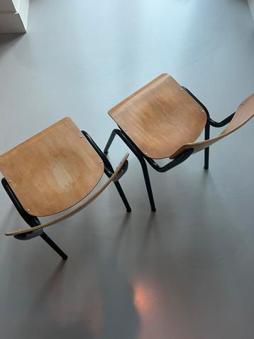 Vintage kantine stoelen 2 stuks beschikbaar voor biedingen