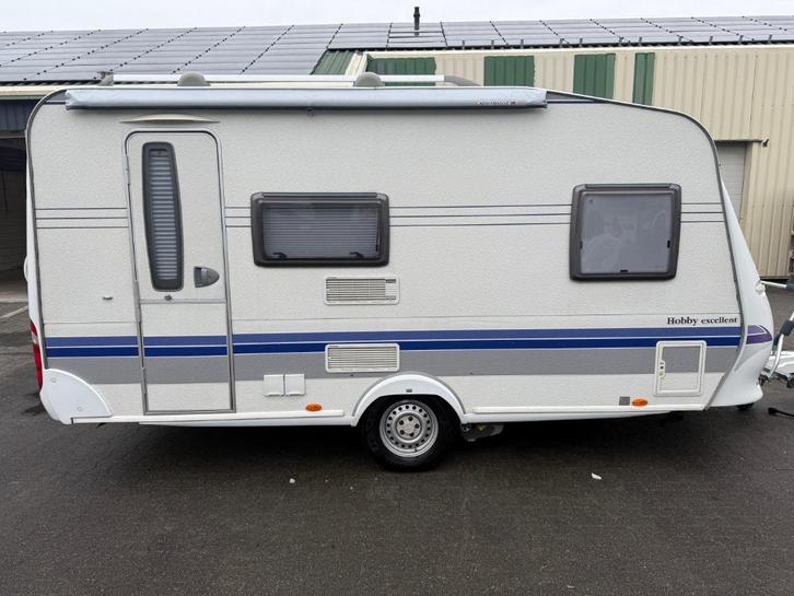 Caravan Hobby 410 SFE bouwjaar 2007 met voortent en mover, Caravans en Kamperen, Caravans, Bedrijf, tot en met 4, 1000 - 1250 kg