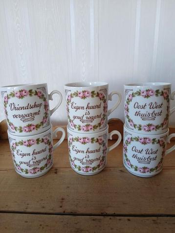 6 kopjes Kronester porcelein beschikbaar voor biedingen