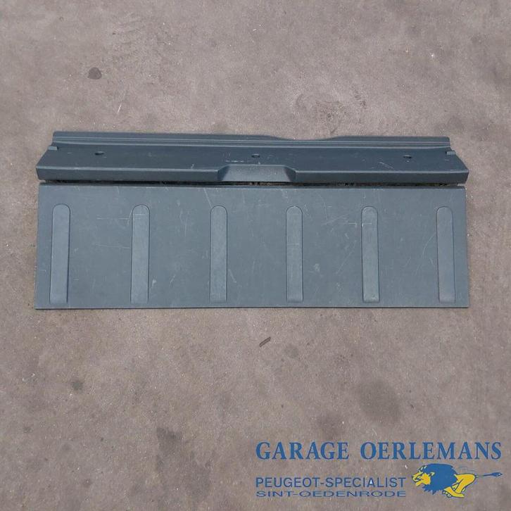 kunststof plaat kofferbak peugeot 3008, Auto diversen, Auto-accessoires, Gebruikt, Ophalen of Verzenden