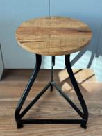 Verstelbare industriele kruk mango hout / merk: housevitamin, Huis en Inrichting, Ophalen, Zo goed als nieuw, Hout