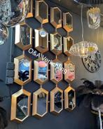 Mirror spiegel honingraat in 3 kleuren verkrijgbaar new, Huis en Inrichting, Woonaccessoires | Spiegels, Nieuw, 75 tot 100 cm