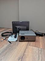 Zgan projector nor-tec en scherm, Audio, Tv en Foto, Beamers, Ophalen of Verzenden, Zo goed als nieuw, LED