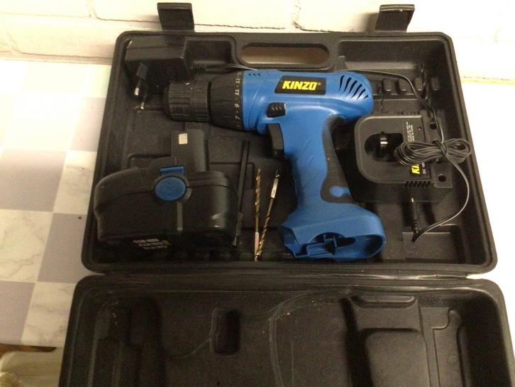 Kinzo Accu Boormachine - Goed Onderhouden, Doe-het-zelf en Verbouw, Gereedschap | Boormachines, Gebruikt, Boor- en Schroefmachine