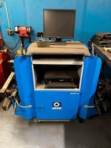 Giuliano IWA81R uitlijn apparaat beschikbaar voor biedingen