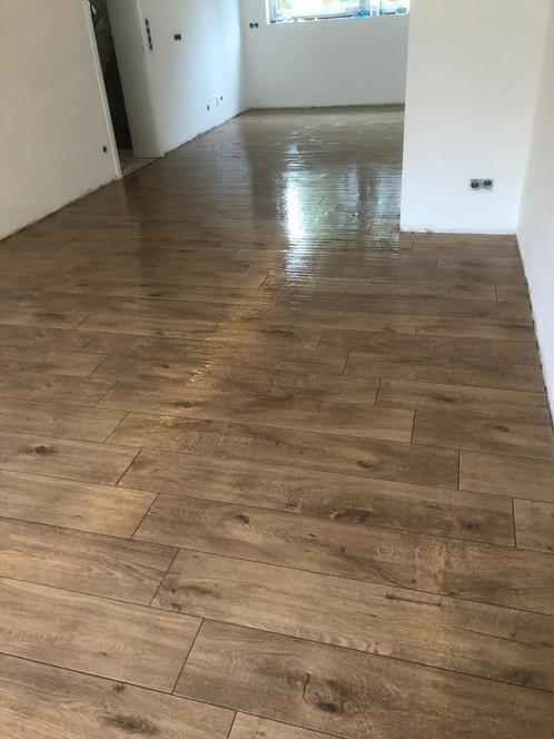 Tegelzetter  Specialist, Doe-het-zelf en Verbouw, Tegels, Zo goed als nieuw, Wandtegels, Overige materialen, 10 m² of meer, Ophalen of Verzenden