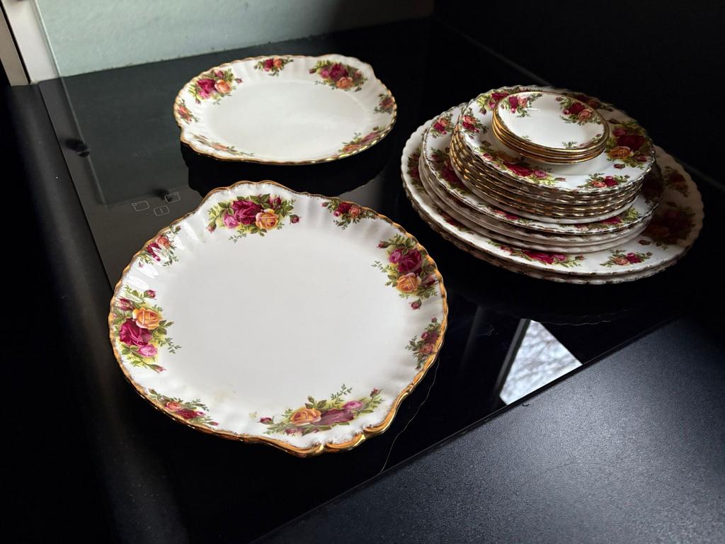 Royal Albert servies - Old Country Roses, Ophalen of Verzenden