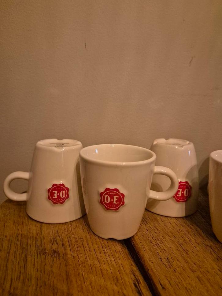 Douwe Egberts Mokken - Koffiekopjes, Huis en Inrichting, Keuken | Servies, Gebruikt, Kop(pen) en/of Schotel(s), Overige stijlen