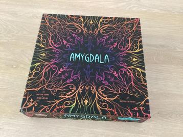 Amygdala beschikbaar voor biedingen