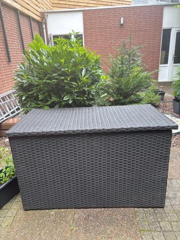 Rotan grote opbergbox voor tuinmeubel kussens XXL beschikbaar voor biedingen