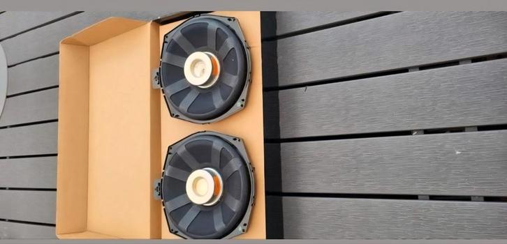 ORGINELE HARMAN KARDON SUWOOFERS SPEAKERS BMW G30 G31 G05, Auto diversen, Autospeakers, Zo goed als nieuw, Ophalen of Verzenden
