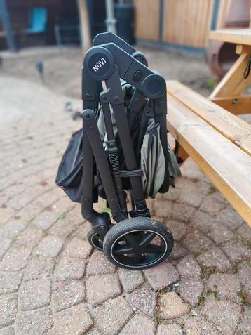 3 in 1 kinderwagen beschikbaar voor biedingen