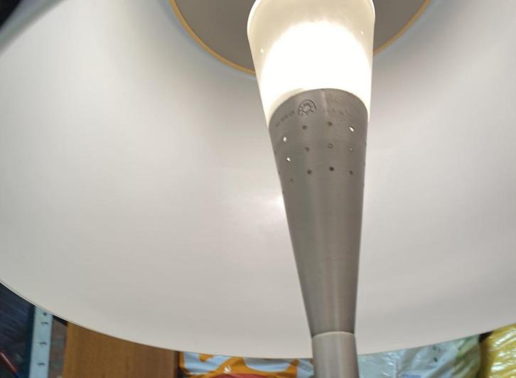 Leuke Vintage Ikea Touch Lamp - design retro vloerlamp, Huis en Inrichting, Lampen | Vloerlampen, Gebruikt, Minder dan 100 cm