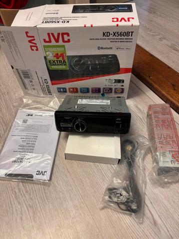 Als nieuwe auto radio + achteruitrijcamera kentekenplaat beschikbaar voor biedingen