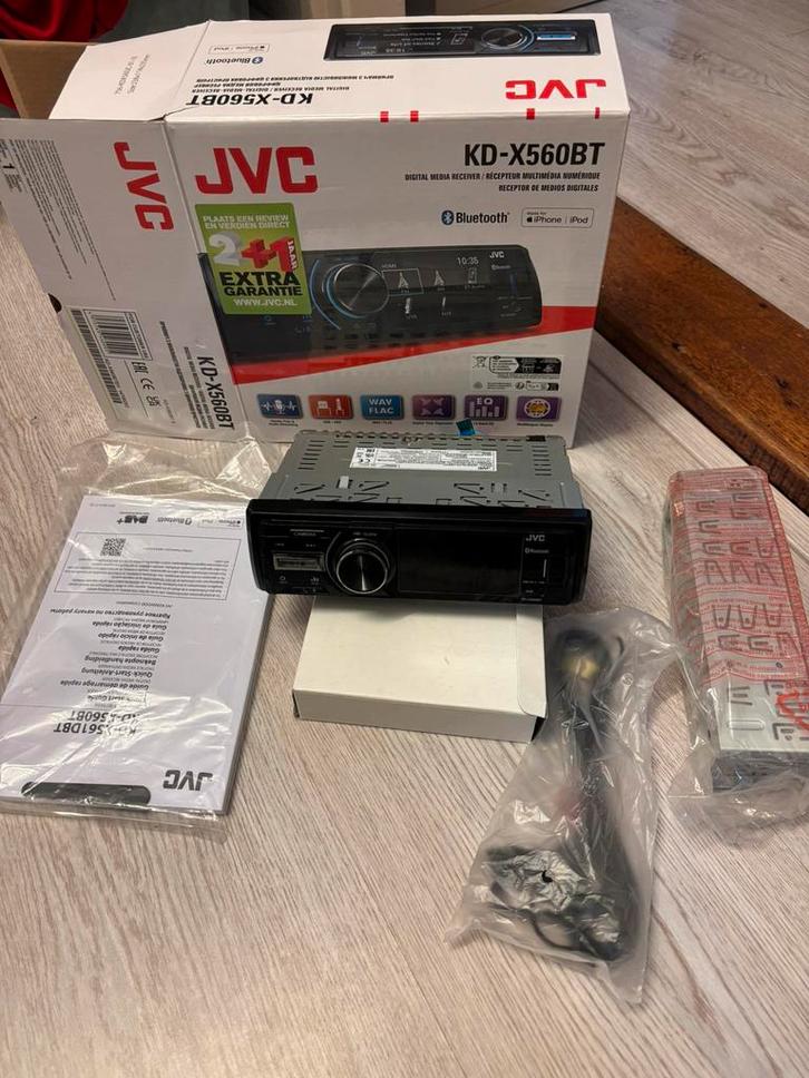 Als nieuwe auto radio + achteruitrijcamera kentekenplaat, Auto diversen, Autoradio's, Zo goed als nieuw, Ophalen of Verzenden