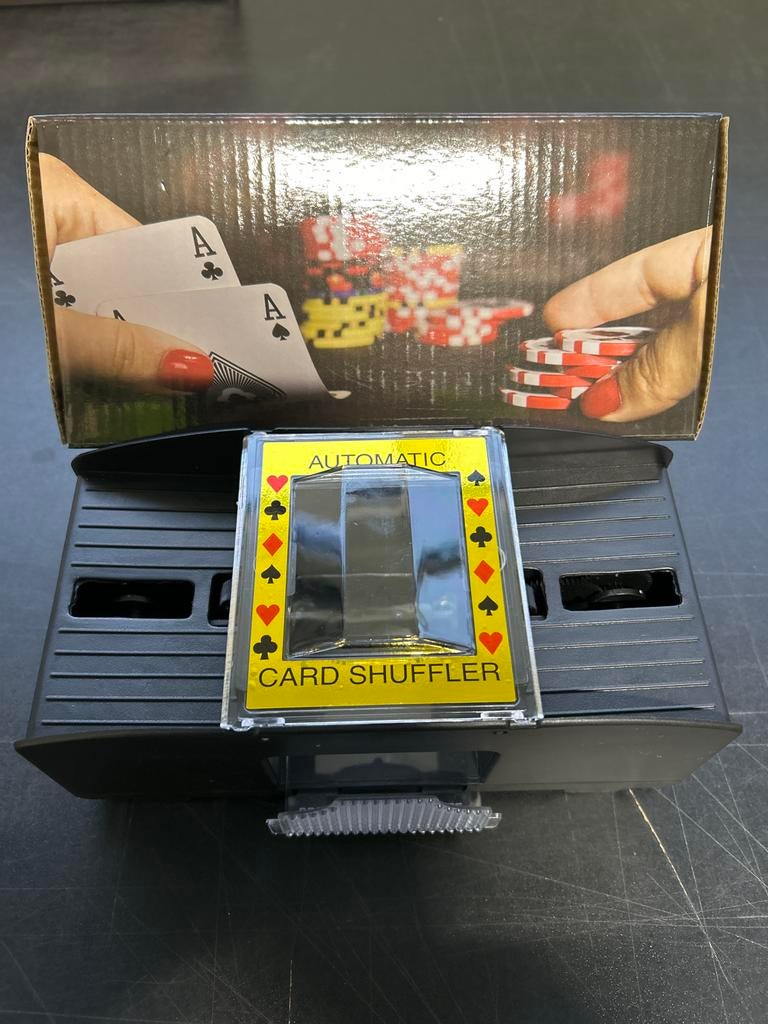 Automatische Kaartenschudmachine - Nieuwstaat, Een of twee spelers, Ophalen of Verzenden, Nieuw, Reisspel