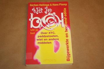 Uit je bol - Over XTC, paddestoelen, wiet en andere middelen beschikbaar voor biedingen