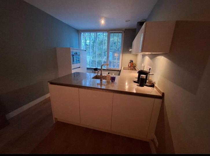 Greeploze hoogglans keuken met inbouwapparatuur,, Huis en Inrichting, Keuken | Complete keukens, Gebruikt, Overige typen, Wit