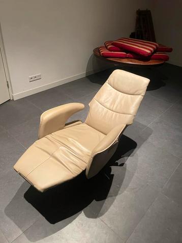 Leren Relaxstoel - Nieuwstaat - Beige/Crème beschikbaar voor biedingen