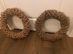 2 rotan kransen, Huis en Inrichting, Woonaccessoires | Kransen, Ophalen of Verzenden, Zo goed als nieuw